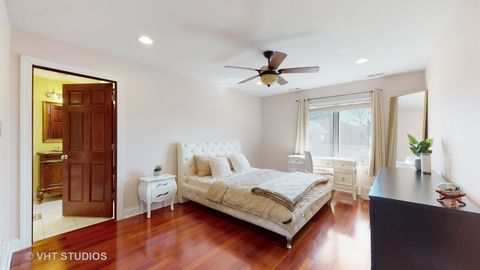 Tiny photo for 6909 Beckwith Road, Morton Grove, IL 60053 (MLS # 12514147)