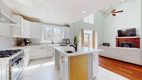 Tiny photo for 6909 Beckwith Road, Morton Grove, IL 60053 (MLS # 12514147)