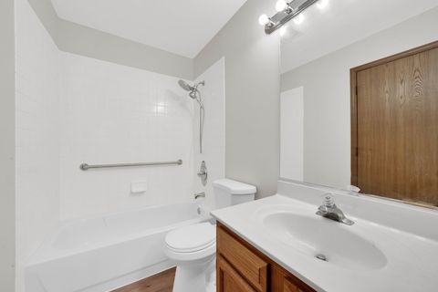 Tiny photo for 435 Sandhurst Lane #435, South Elgin, IL 60177 (MLS # 12487154)