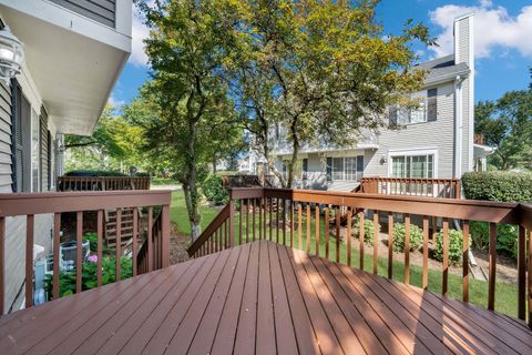 Tiny photo for 435 Sandhurst Lane #435, South Elgin, IL 60177 (MLS # 12487154)