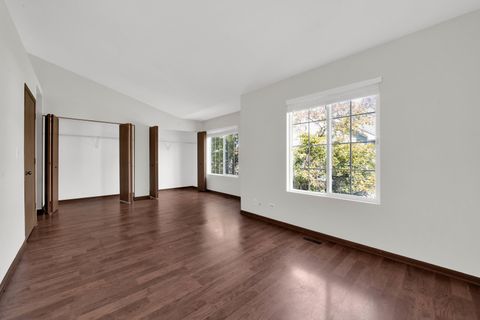 Tiny photo for 435 Sandhurst Lane #435, South Elgin, IL 60177 (MLS # 12487154)