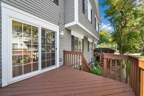 Tiny photo for 435 Sandhurst Lane #435, South Elgin, IL 60177 (MLS # 12487154)