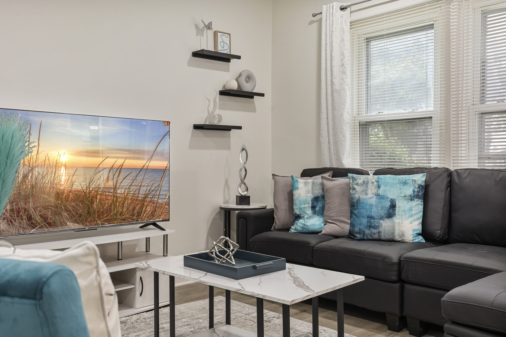 366 N Hemlock Avenue