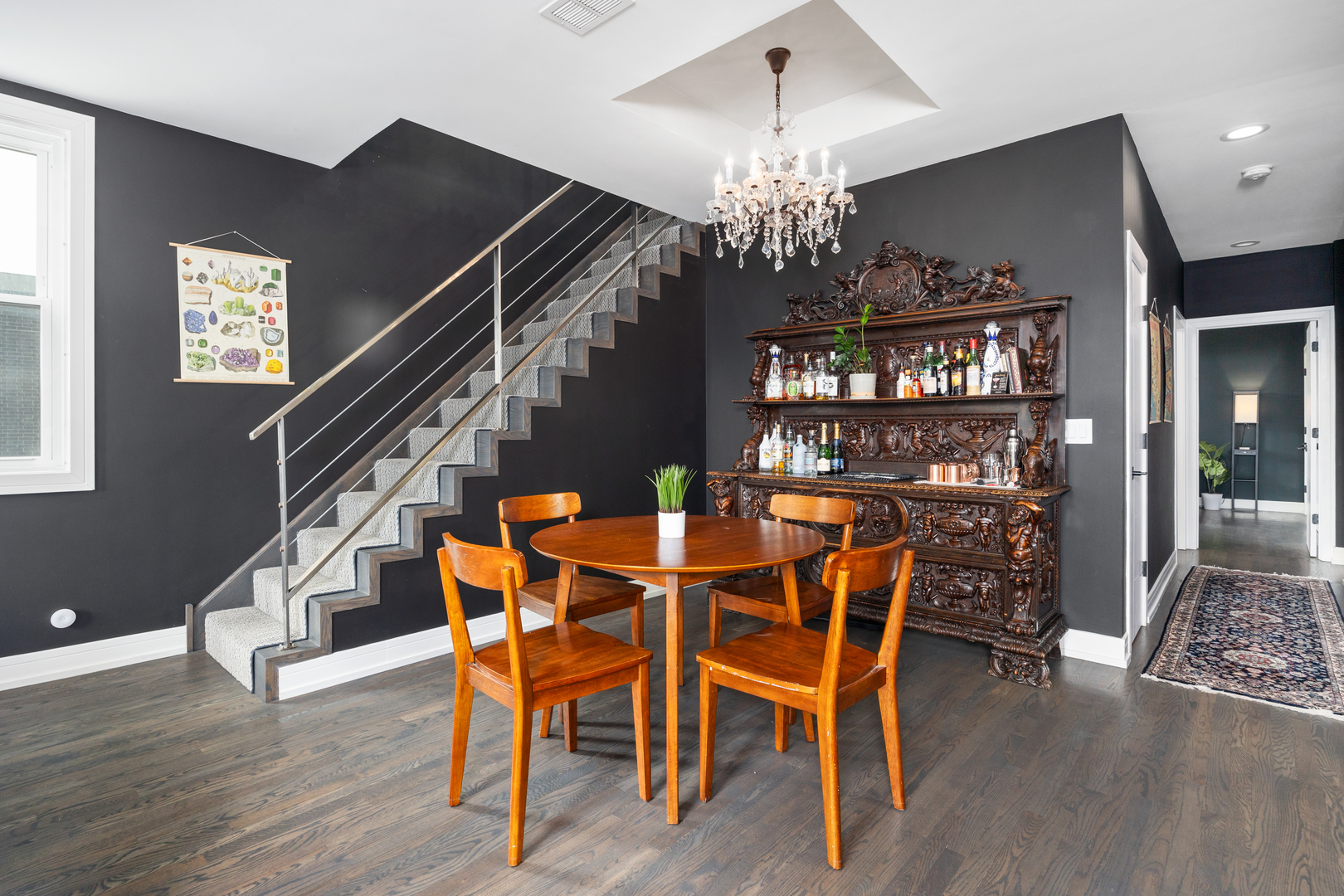 822 W Hubbard Street 5