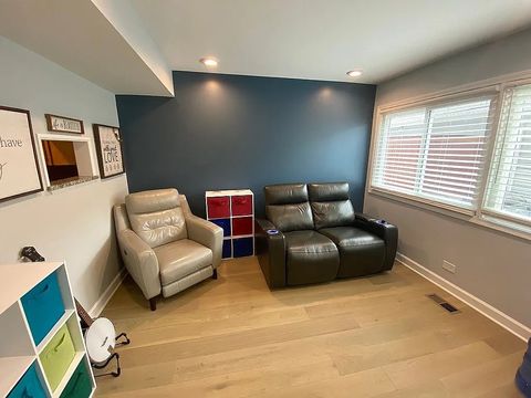 Tiny photo for 433 Dogwood Terrace, Buffalo Grove, IL 60089 (MLS # 12581742)