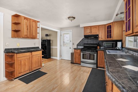 Tiny photo for 215 Tollview Court, Gilberts, IL 60136 (MLS # 12481579)