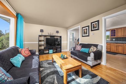 Tiny photo for 215 Tollview Court, Gilberts, IL 60136 (MLS # 12481579)