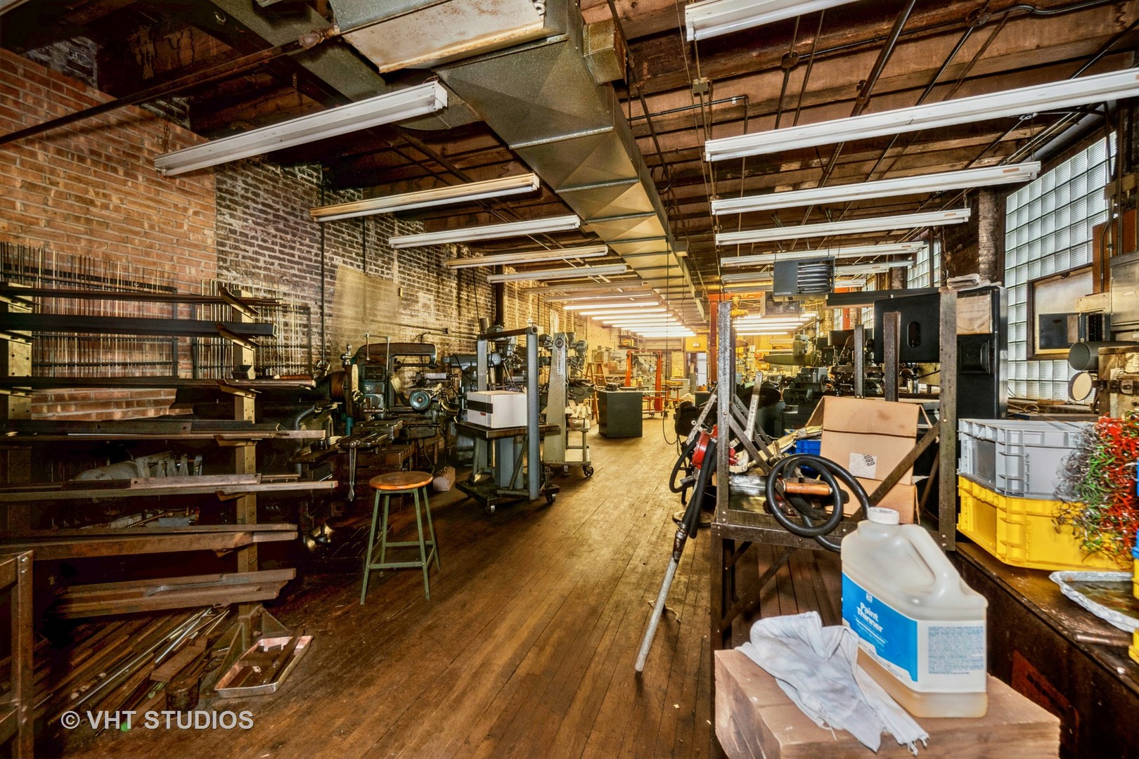 313 W Chestnut Street