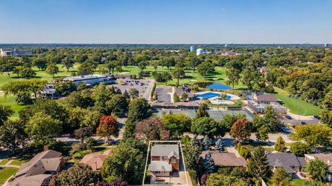 Tiny photo for 635 S Brainard Avenue, La Grange, IL 60525 (MLS # 12785206)