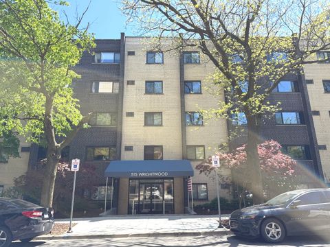 Photo of Chicago, IL 60614 (MLS # 12645129)
