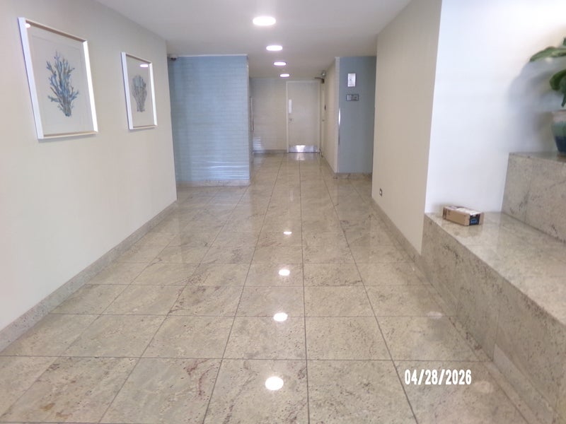 515 W Wrightwood Avenue 315