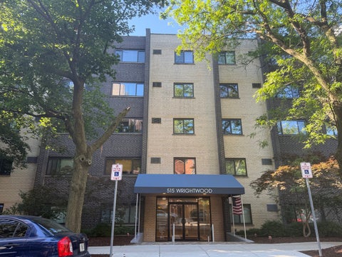 Photo of Chicago, IL 60614 (MLS # 12645129)