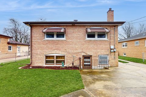 A home in Oak Lawn