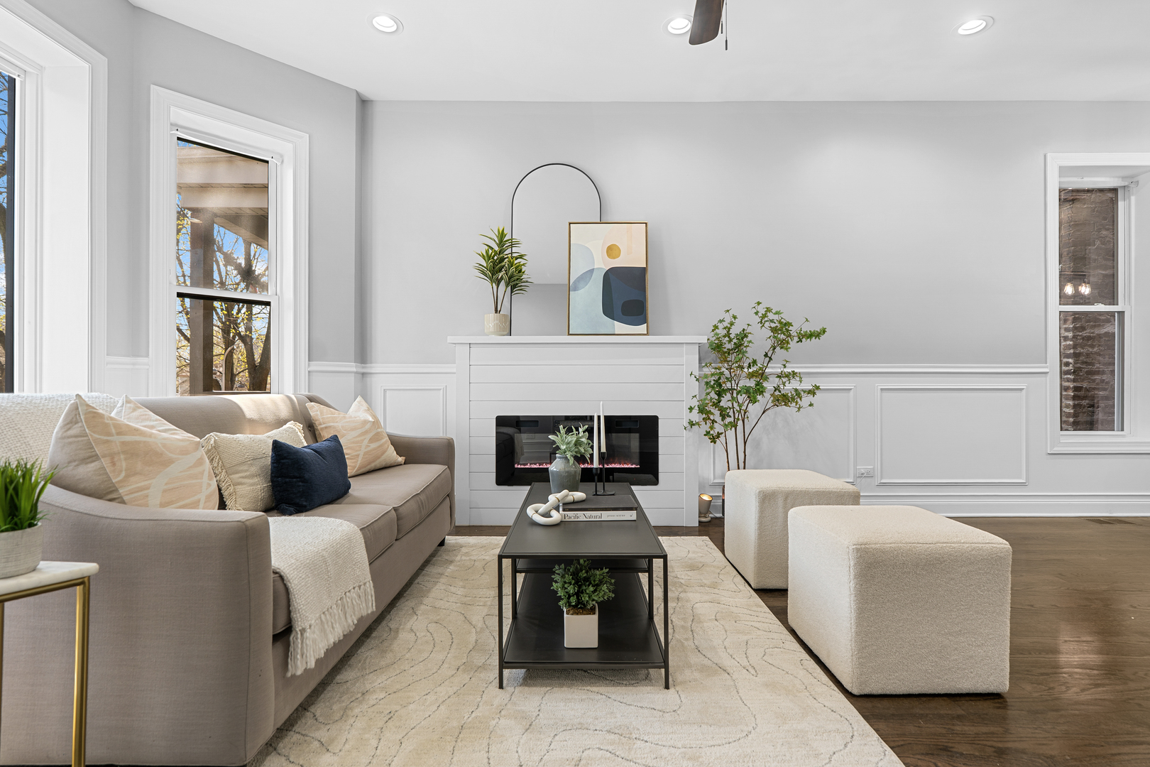 6008 S Carpenter Street