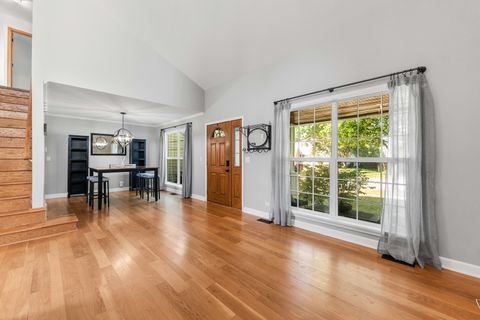 Tiny photo for 3975 Peartree Drive, Lake In The Hills, IL 60156 (MLS # 12483101)