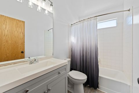 Tiny photo for 3975 Peartree Drive, Lake In The Hills, IL 60156 (MLS # 12483101)