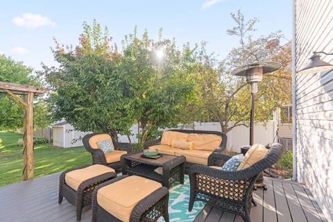 Tiny photo for 3975 Peartree Drive, Lake In The Hills, IL 60156 (MLS # 12483101)