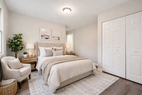 Tiny photo for 402 Lily Lane, Lakemoor, IL 60051 (MLS # 12611534)