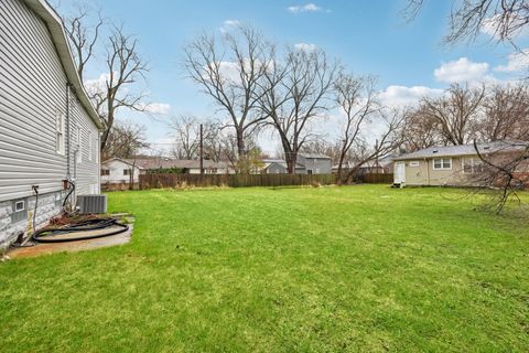 Tiny photo for 402 Lily Lane, Lakemoor, IL 60051 (MLS # 12611534)