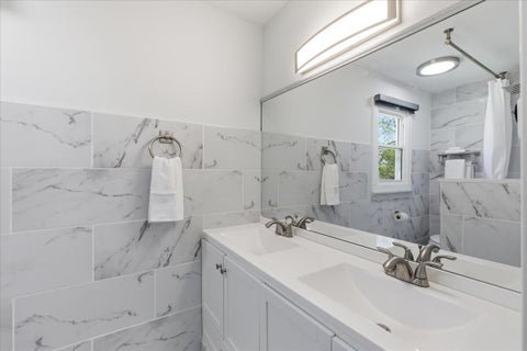 Tiny photo for 6323 S Wood Street, Chicago, IL 60636 (MLS # 12637353)