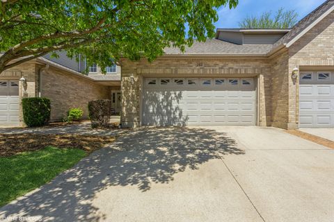 165 McLaren Drive N Sycamore IL 60178