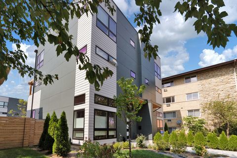 Tiny photo for 231 Des Plaines Avenue, Forest Park, IL 60130 (MLS # 12618623)