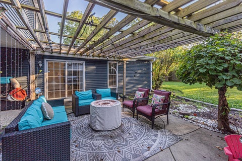 Tiny photo for 206 Albert Drive, Vernon Hills, IL 60061 (MLS # 12757058)