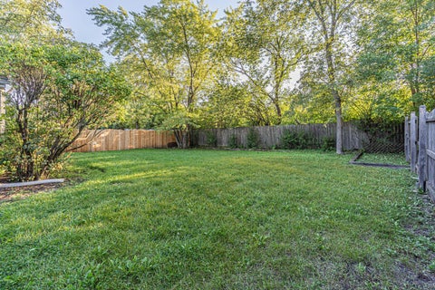 Tiny photo for 206 Albert Drive, Vernon Hills, IL 60061 (MLS # 12757058)