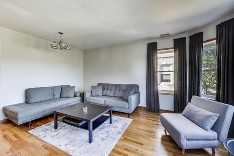Tiny photo for 6312 N Fairfield Avenue #3A, Chicago, IL 60659 (MLS # 12497242)