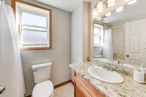 Tiny photo for 6312 N Fairfield Avenue #3A, Chicago, IL 60659 (MLS # 12497242)