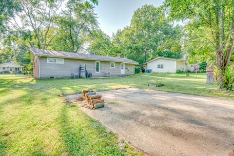 Tiny photo for 418 Marteeny Street, Mt Vernon, IL 62864 (MLS # 12728417)