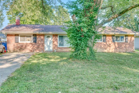 Tiny photo for 418 Marteeny Street, Mt Vernon, IL 62864 (MLS # 12728417)