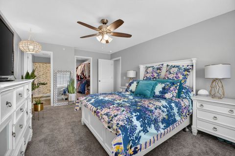 Tiny photo for 400 E Franklin Street #204, Eldridge, IA 52748 (MLS # 12616587)