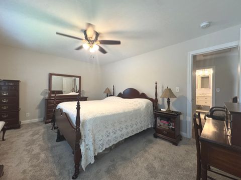 Tiny photo for 410 Circlegate Road #410, New Lenox, IL 60451 (MLS # 12661382)