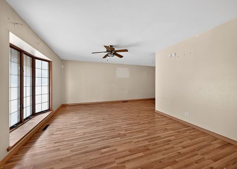 Tiny photo for 231 Farragut Street, Park Forest, IL 60466 (MLS # 12545416)