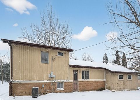 Tiny photo for 231 Farragut Street, Park Forest, IL 60466 (MLS # 12545416)