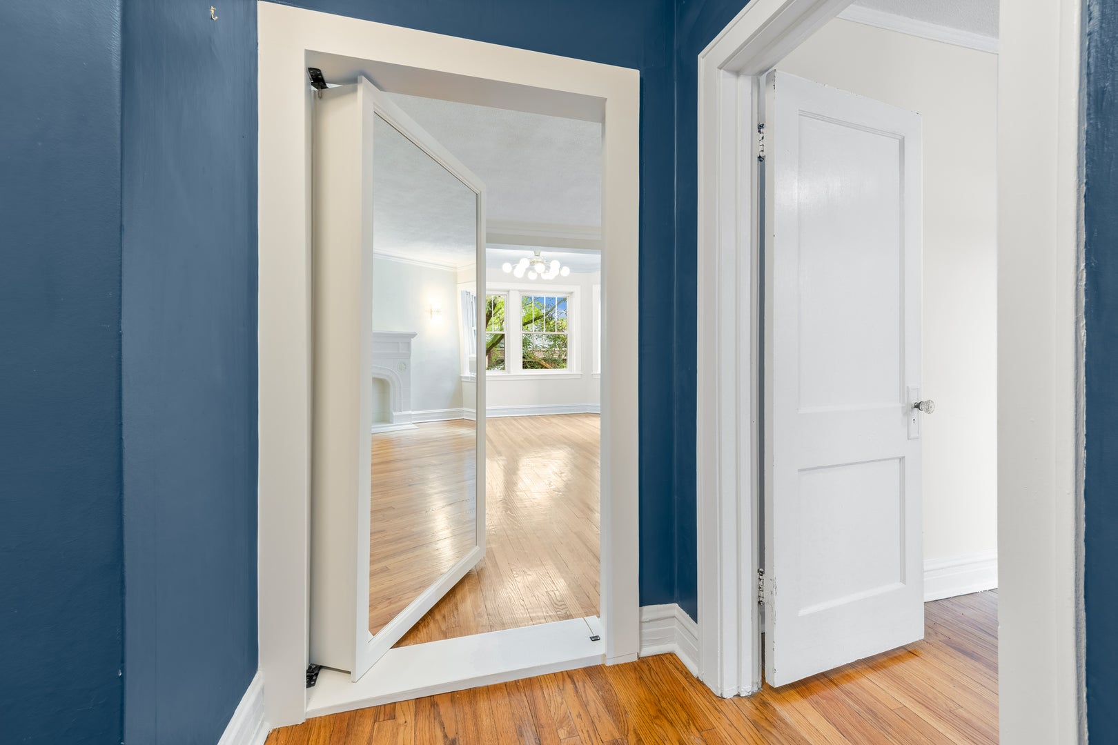1456 W Hollywood Avenue 3W