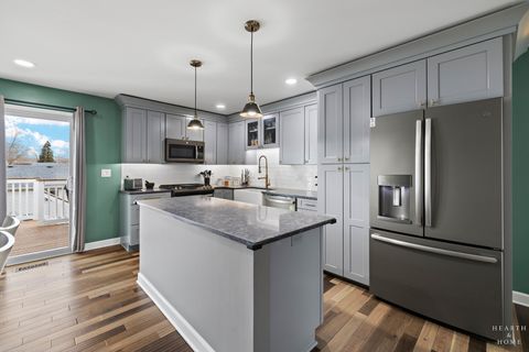 Tiny photo for 555 Rodenburg Road, Roselle, IL 60172 (MLS # 12585023)