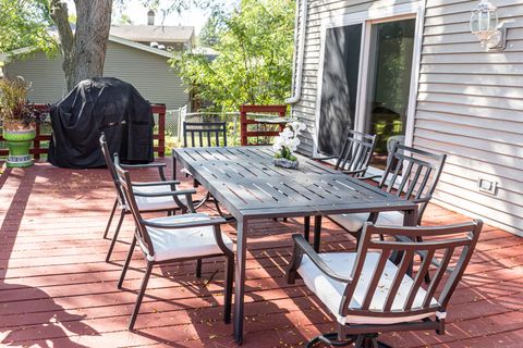 Tiny photo for 1415 Plainview Road, Carpentersville, IL 60110 (MLS # 12484637)