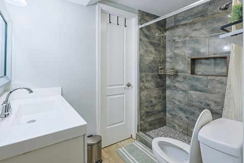 Tiny photo for 1415 Plainview Road, Carpentersville, IL 60110 (MLS # 12484637)