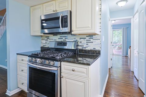 Tiny photo for 1415 Plainview Road, Carpentersville, IL 60110 (MLS # 12484637)