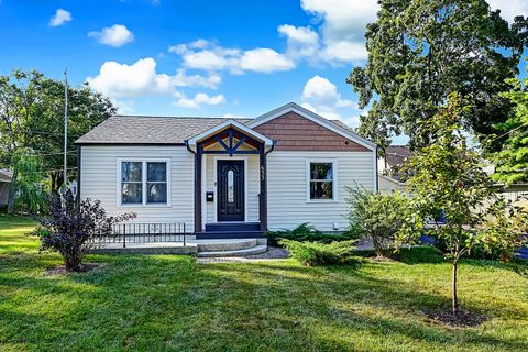 A home in Downers Grove