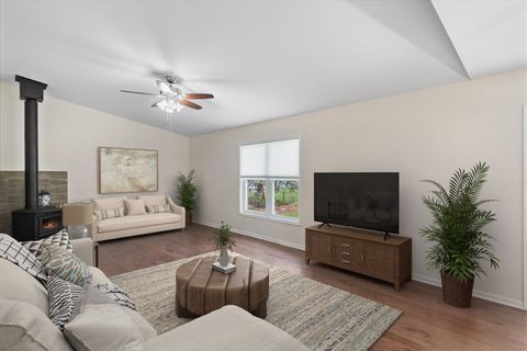 Tiny photo for 567 7th Circle, Marengo, IL 60152 (MLS # 12543052)