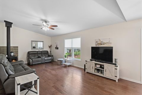 Tiny photo for 567 7th Circle, Marengo, IL 60152 (MLS # 12543052)