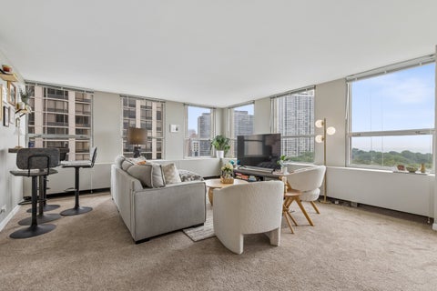Tiny photo for 2626 N LAKEVIEW Avenue #1002, Chicago, IL 60614 (MLS # 12708354)