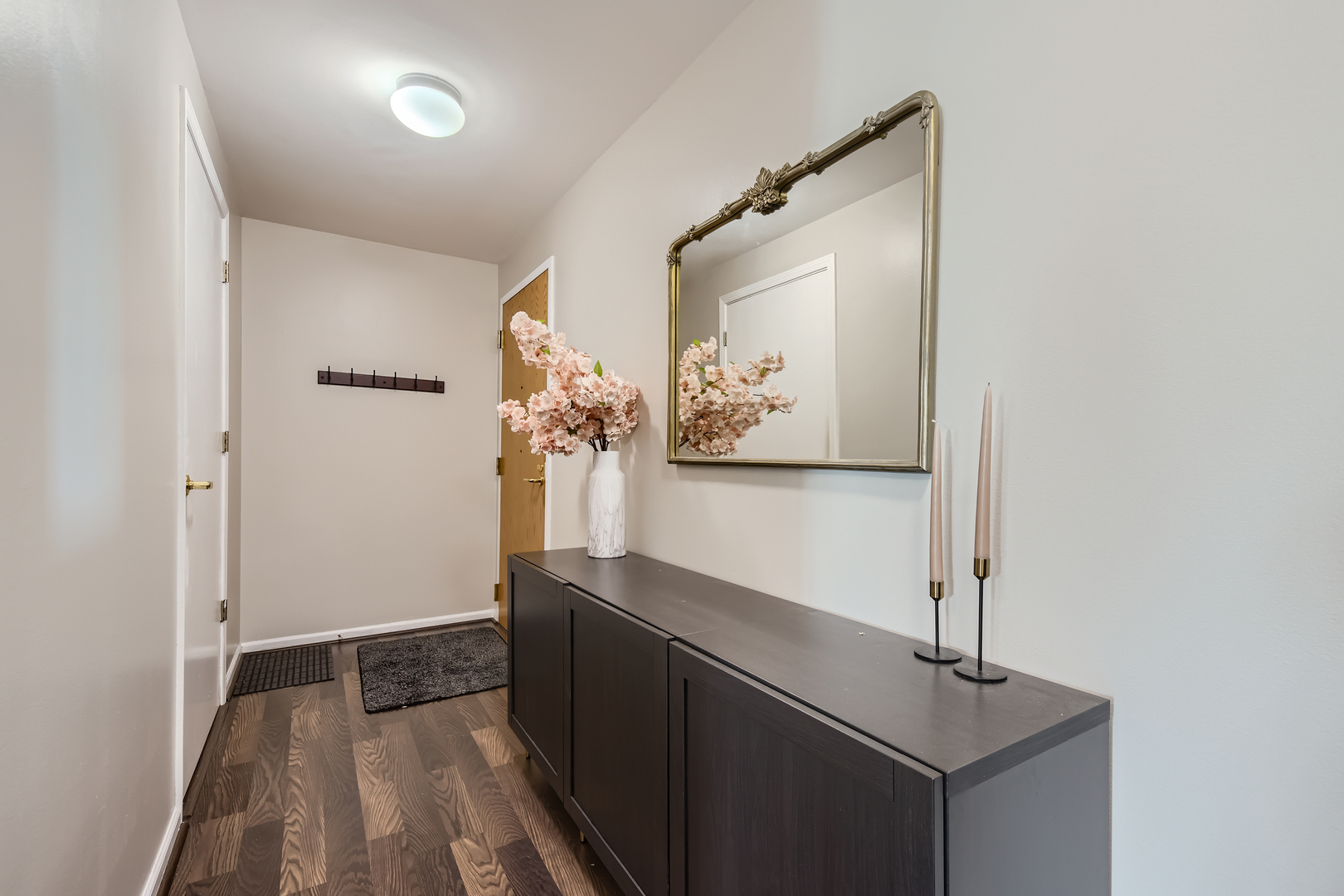 345 N La Salle Drive 2701