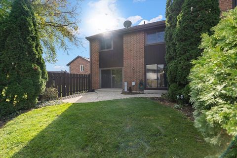 Tiny photo for 650 Cress Creek Lane, Crystal Lake, IL 60014 (MLS # 12525774)