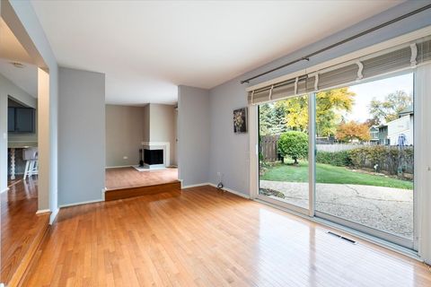 Tiny photo for 650 Cress Creek Lane, Crystal Lake, IL 60014 (MLS # 12525774)