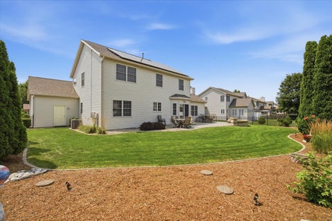 Tiny photo for 46 Conway Circle, Bloomington, IL 61704 (MLS # 12683680)