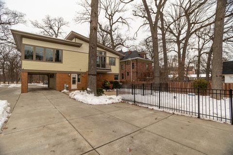 Tiny photo for 139 Thatcher Avenue, River Forest, IL 60305 (MLS # 12605239)